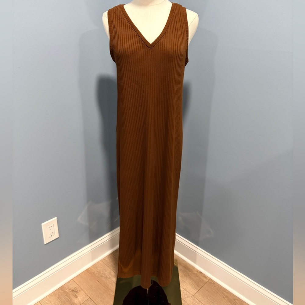 Old Navy Ribbed Knit Midi Dress Women’s Small Brown Sleeveless V-Neck Looser